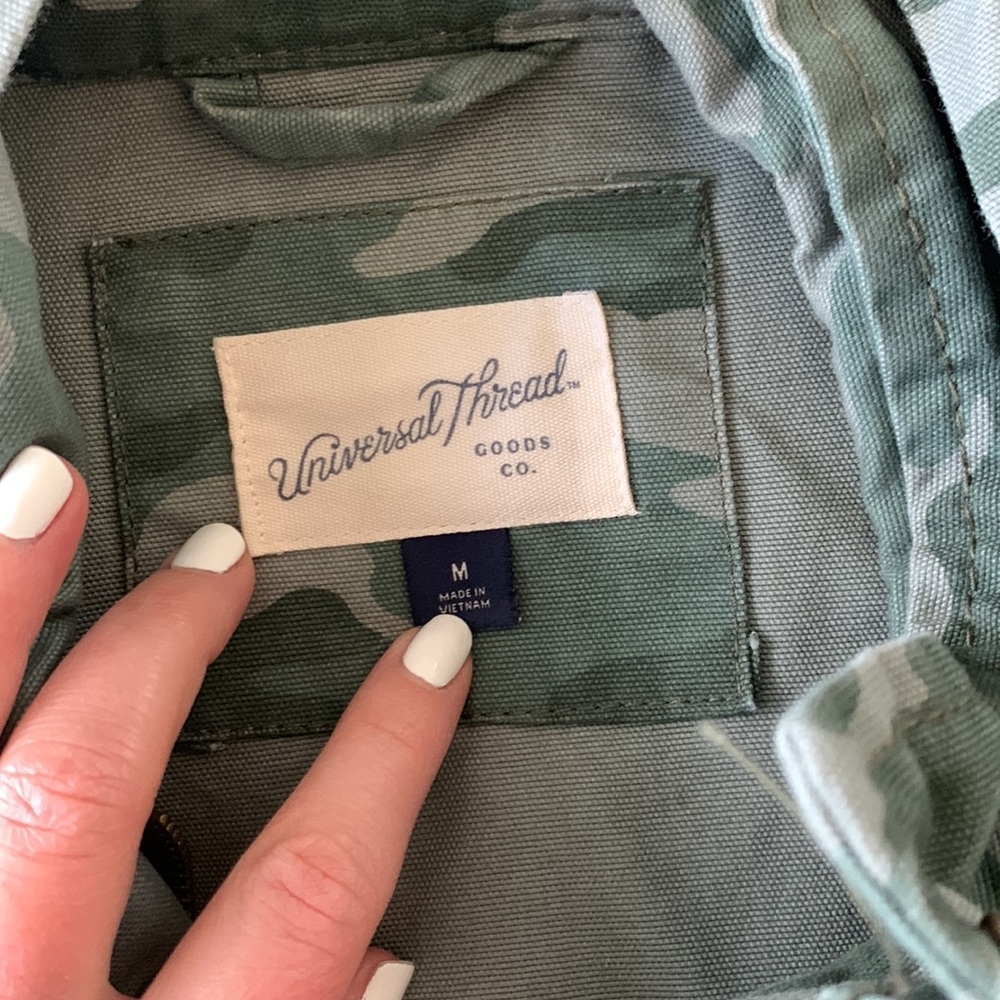 Universal Thread Camo jacket - Picture 2 of 4